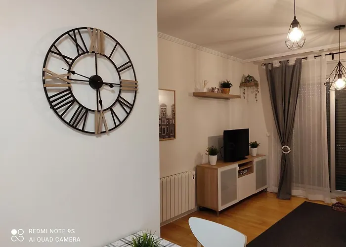 Aurine Apartamento *